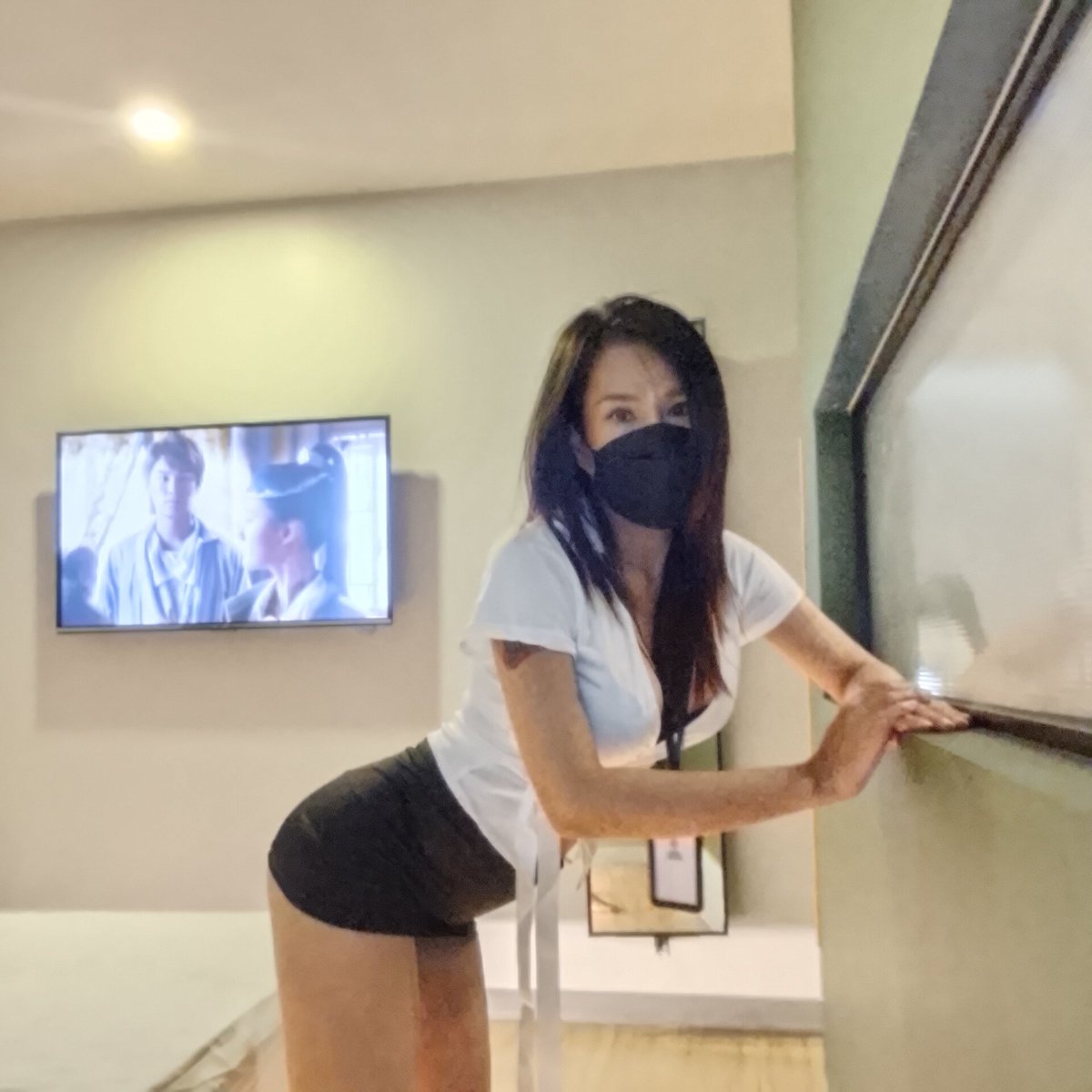 Oilvvbss's tweet photo. สวัสดีวันอังคาร จิตใจผ่องใสชื่นบาน มีความสุขกับงานต��อดวัน https://t.co/0EJF7v59IT