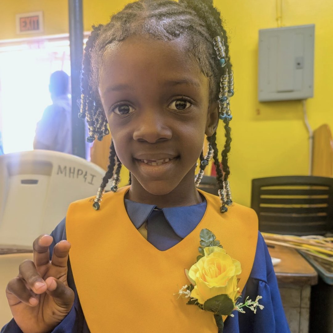 ACExperienceOrg's tweet photo. She may be likkle, but she is tallawah! We’re still celebrating all 33 of our sponsored #graduates, including Saneeka, a 6-year-old who overcame so many adversities and earned top reader awards. Read more on our #blog: https://t.co/RR0RceoNiQ.

#ACEMinistries #Jamaica #NextGen https://t.co/SMXT4I0pj5