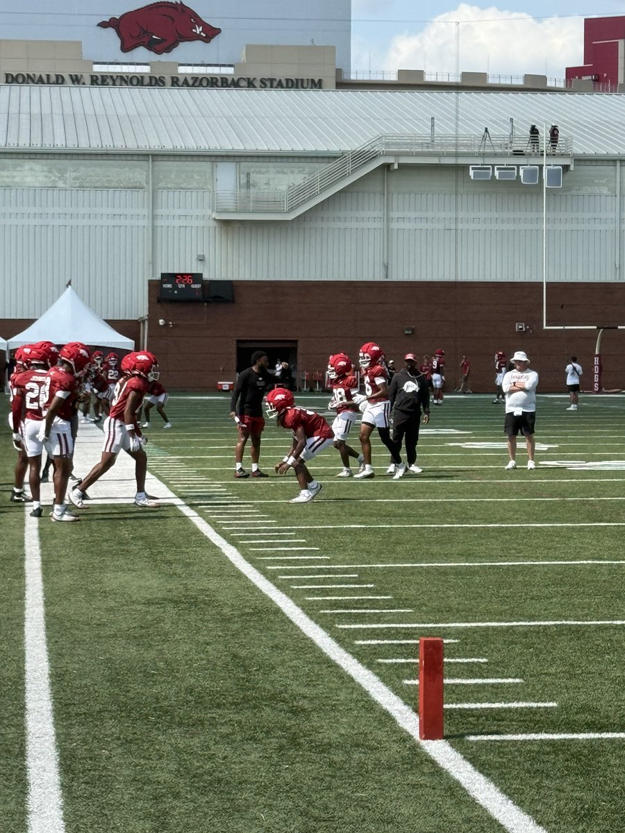 RealJBSportsMan's tweet photo. Day 5 of @RazorbackFB practice and some things coming into focus #WPS https://t.co/iVkWpcIxFX