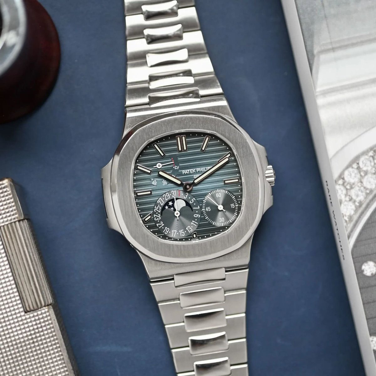 brandonkond's tweet photo. Montre Patek Philippe

🔥 Excellente Excellente qualité 
✨ Design premium
🎁 Parfaite également pour offrir

💰 Prix : 100 000 FCFA

📲 Whatsapp : 695 58 34 18
#Montre #Watch #Style #Fashion https://t.co/JcjHbrIGtn