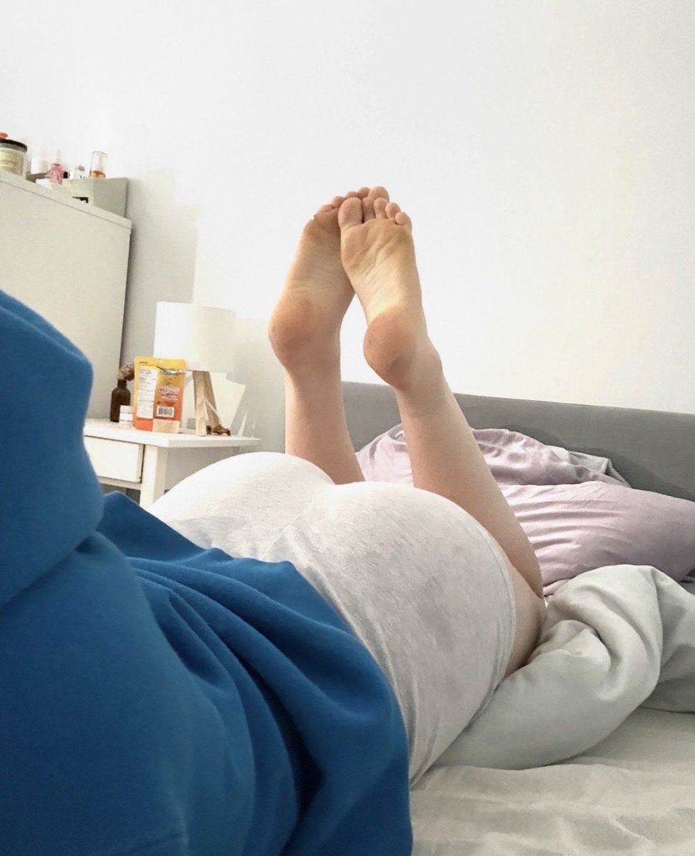 pawsieslove's tweet photo. feet ❤︎⁠ https://t.co/8JaTwll7YT