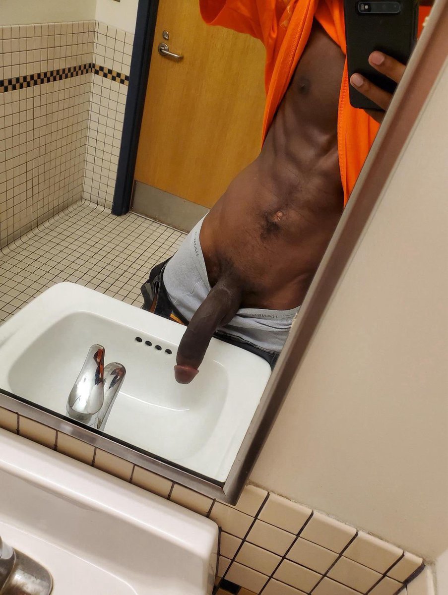 TheLocalDegen_'s tweet photo. Not New to #nsfwtwt just reposting for new followers
•22
•From Canada
•Like Soccer, Anime and the Gym
•Dm’s Open
•MDNI
#BBC #nudes #qos #cuck #blacked #nsfw #bmaf #cuckhold https://t.co/fi0Hrs4mUZ