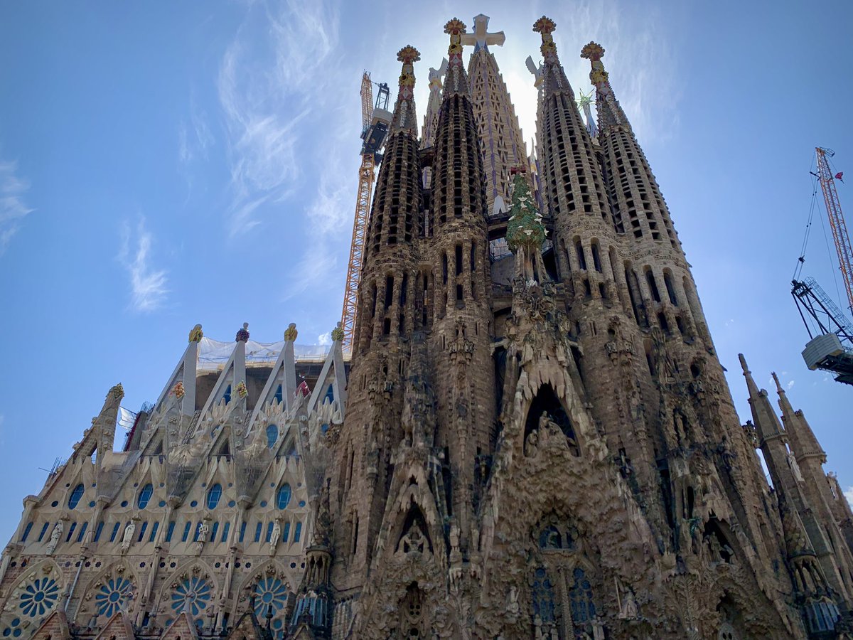 AbstractARTnath's tweet photo. This cathedral is so Impressive ! 🤩🤩😮
@inherin 
#결혼하는남자 #missinglove #TheMarryingMan #BL #yaoi #인혜린 https://t.co/CAnpGagN9t