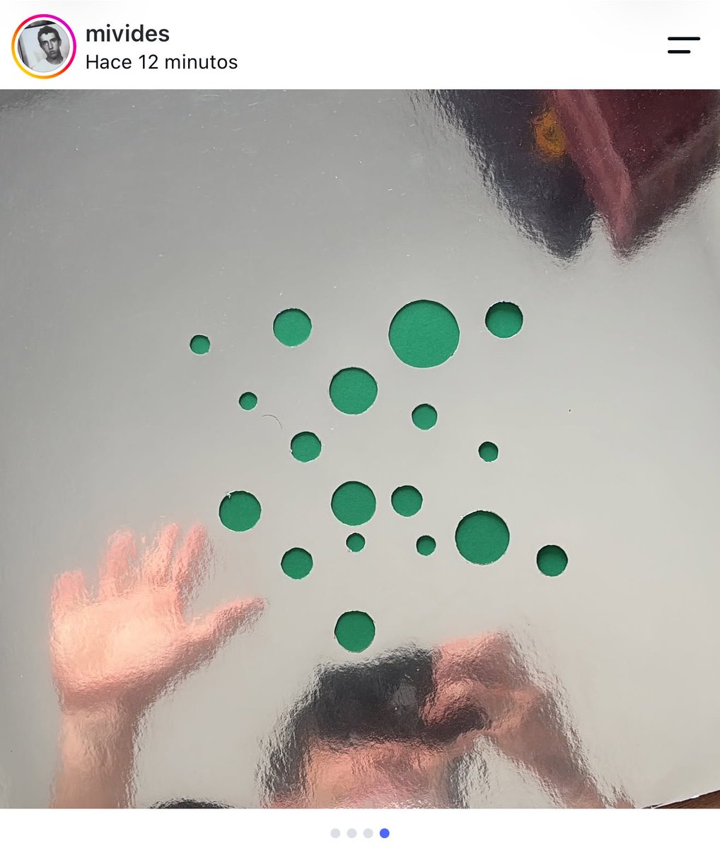 trixvm's tweet photo. intentando conectar puntos https://t.co/dSrMEU1PNy