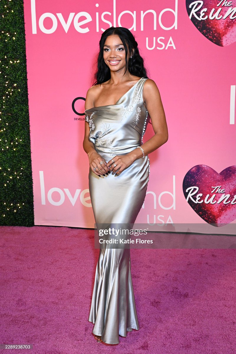 PopSpectator's tweet photo. Trinity Tatum, Melanie Moreno, Aniya Harvey, and Kayda Bosse look phenomenal at the 'Love Island USA' Season 8 reunion event. https://t.co/07UeXmzPdK