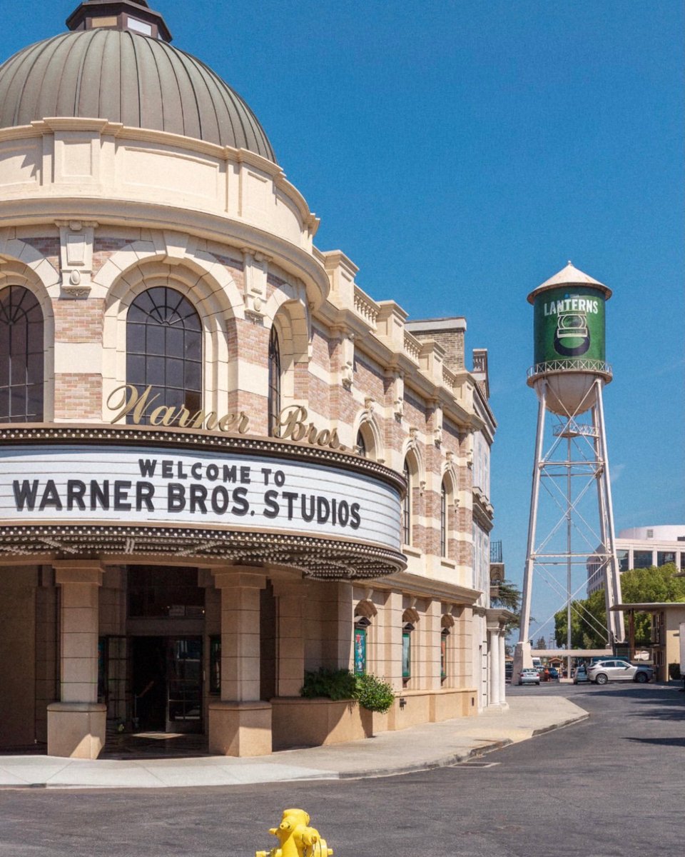DCdaily's tweet photo. The Warner Bros. lot is officially in its LANTERNS era. https://t.co/tlQaiOngiX