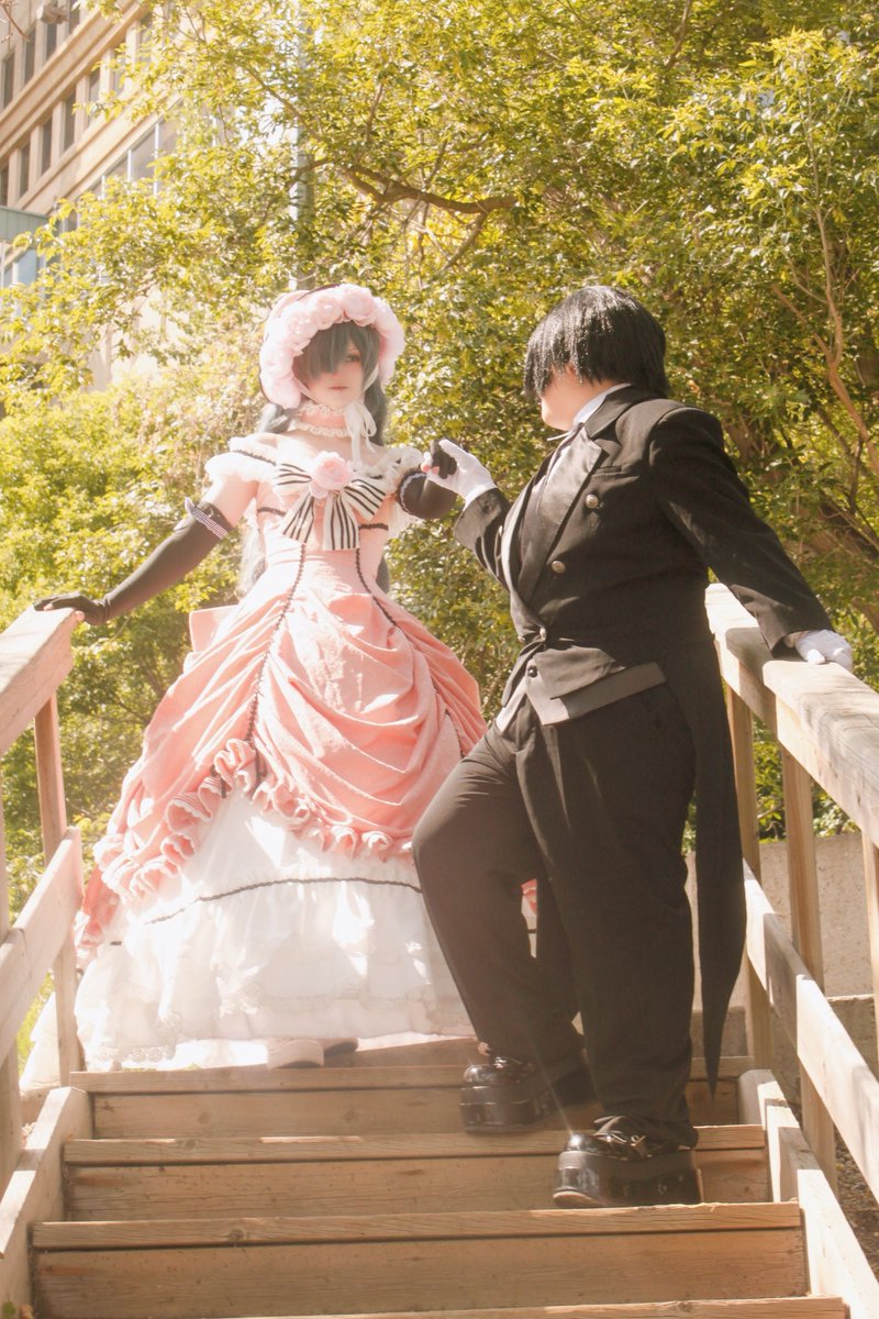 shironemii's tweet photo. black butler cosplay photoshoot with my bf :)
#blackbutler #cosplay https://t.co/159Tn62ldx