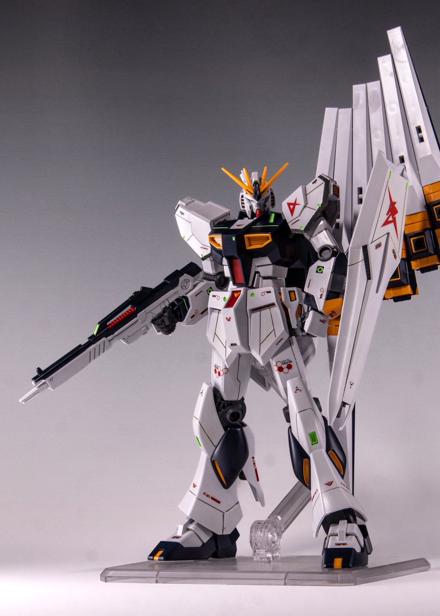 tktk_knowledge's tweet photo. #ガンプラ自由研究 
#ガンプラ

EG νガンダム作成中。

残るはつや消し。
その前にフィンファンネルの
ディテールをアップしたい。 https://t.co/qs3ky5jTwd