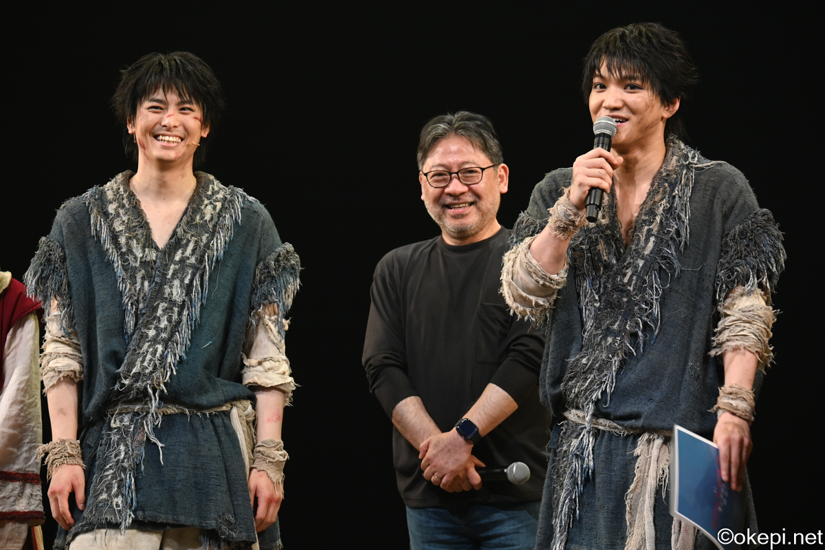 okepi_staff's tweet photo. 舞台『キングダムⅡ-継承-』開幕記念会見レポート
▶https://t.co/BjBPsoaPse

本当に舞台を志してよかったと思えるほど、素敵な瞬間にたくさん立ち会えている──#三浦宏規

とても貴重な機会で、とても気持ちよくて、ここからも1公演1公演をかみしめて演じていきたい──#高野洸

#舞台キングダム2 https://t.co/9pYC85Rn7i