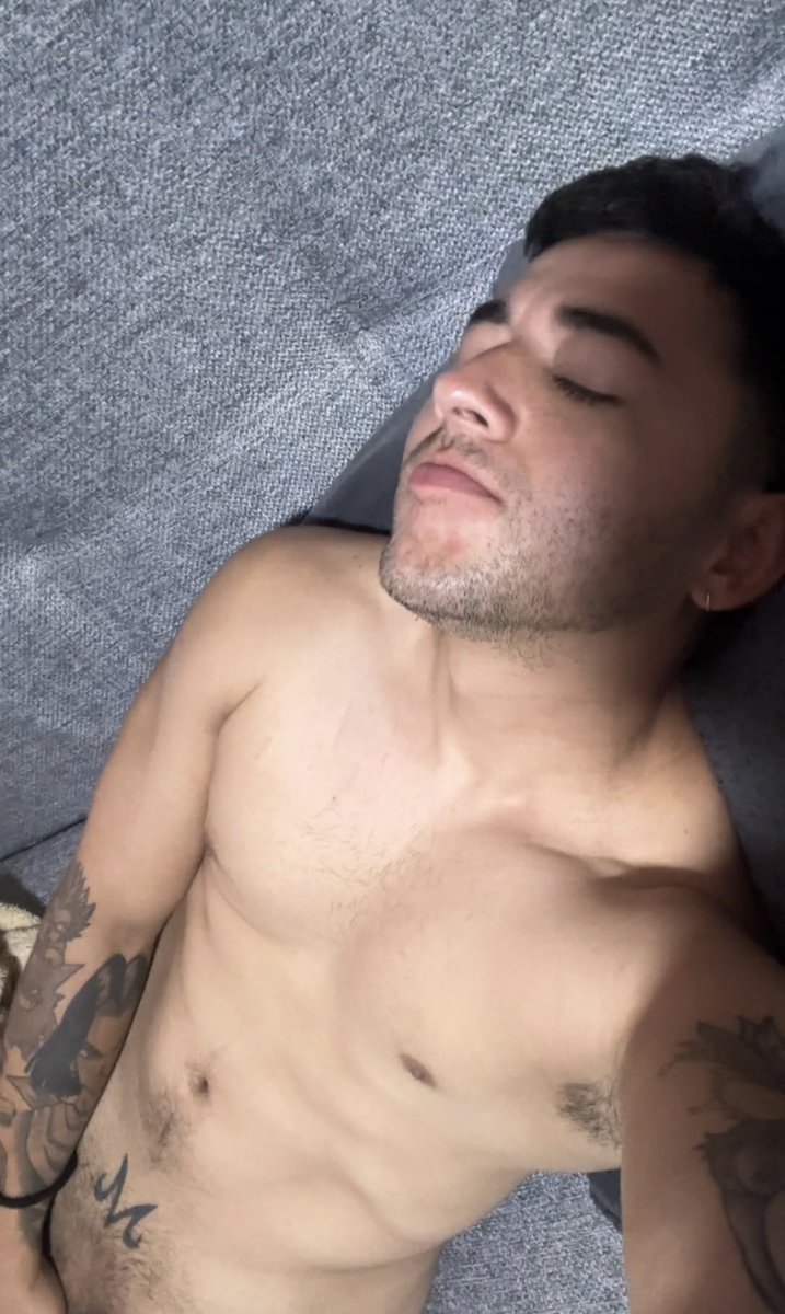feraitkn1's tweet photo. 🥵 disfruta de todo mi contenido only fans y Telegram dm aprovecha y no te pierdas de mi verga 🍆 tu puedes ser el siguiente https://t.co/u0PYJLJaxN https://t.co/xgIuwFhKbC