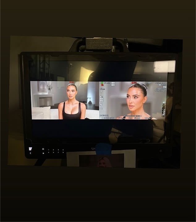 HouseOfContessa's tweet photo. 📍𝐂𝐀𝐋𝐀𝐁𝐀𝐒𝐀𝐒, 𝐂𝐀

⸻ filming scenes for 𝑲𝑬𝑬𝑷𝑰𝑵𝑮 𝑼𝑷 𝑾𝑰𝑻𝑯 𝑻𝑯𝑬 𝑬𝑺𝑷𝑶𝑺𝑰𝑻𝑶𝑺. https://t.co/SVZyj61n04