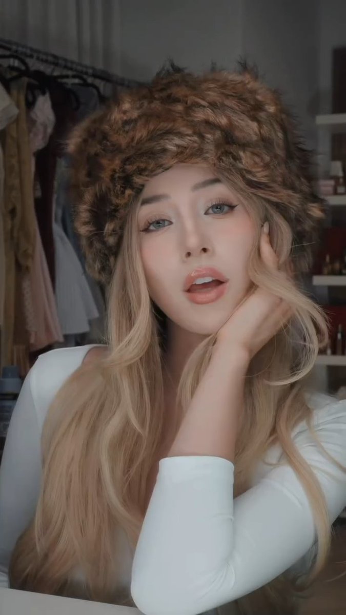 Streamers_simp tweet picture