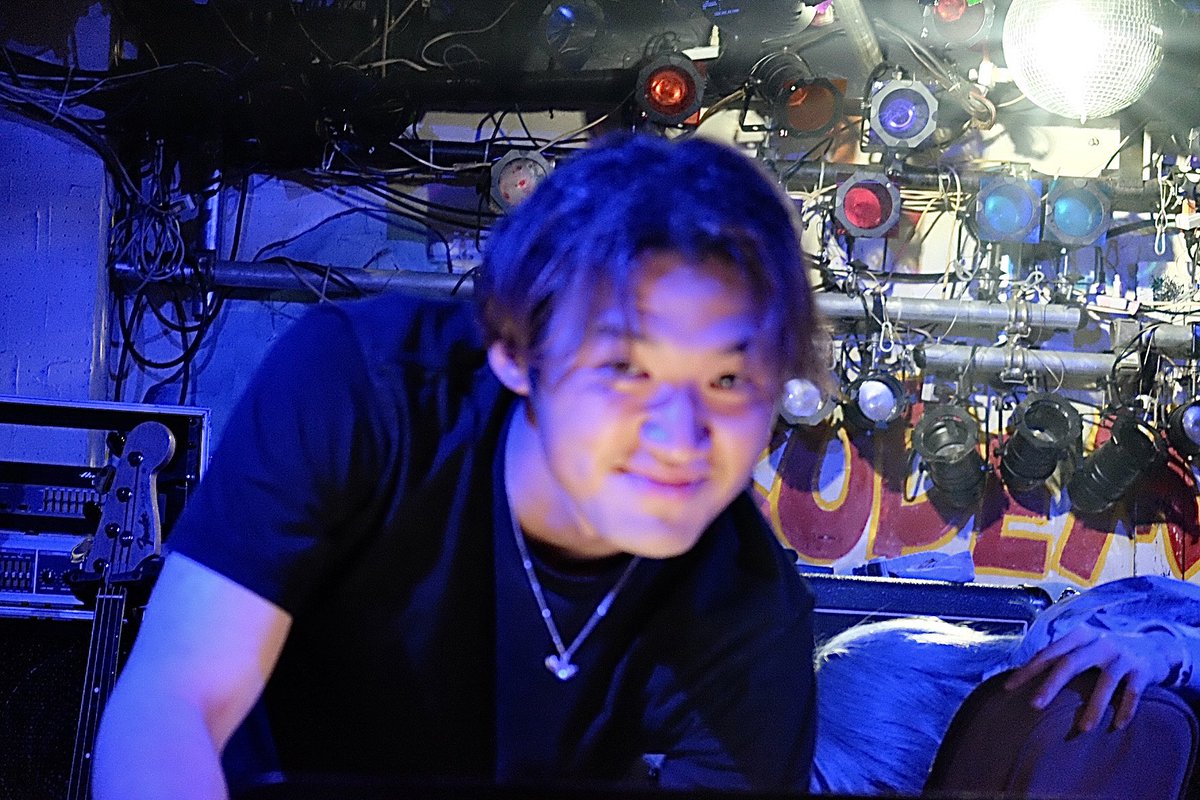 aro_oyu's tweet photo. NEEYON FES 2026にご参加される皆様!PLANTで18時から出演する音癒(おゆ)も是非見てください♪
音癒はファン想いで親しみやすい性格で、ライブ前なんてカメラ構えてるとピースしてプチ撮影会になるのが恒例📸
サポートメンバーも気さくで面白いのでライブ以外も楽しめますよ🎶
#24FES
@PLANT_ENT https://t.co/tPrwTm31YL