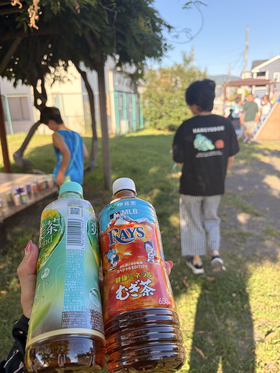 uni_hime's tweet photo. 7/25から休まず通った町内会のラジオ体操、終わっちゃったー🥱
1.2.3.4って声出すやつの次の体操で股関節がポキって鳴ると、たいへん調子良くなるので（伝わらない）今後も続けたい🤸 https://t.co/bWoLIKKBiP