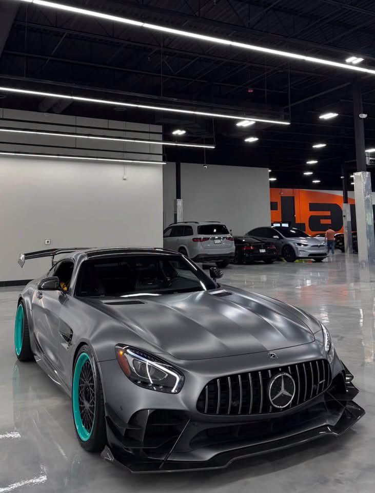 CarCultureCC's tweet photo. Mercedes-AMG GT-R 🩶 https://t.co/Z6FSSTexuu