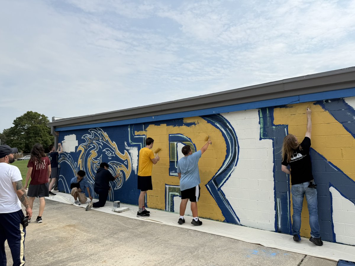 RickoverNavalHS's tweet photo. WTG Sr Thomas,students/alumni &amp; Troop 957 for creating a mural on the concession stand &amp; refirbing the concession stand. This was for Thomas's Boy Scout Eagle Project! Rickover has been the beneficiary of 6 Eagle Projects completed by Rickover Cadets since 2019! @ChiPubSchools https://t.co/3sh5R54sv3