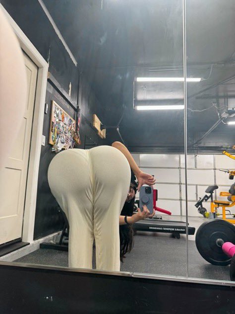 MLinnertz40397's tweet photo. 尻好きの人ってほんとにいるの？ https://t.co/bOVdKbmL0O