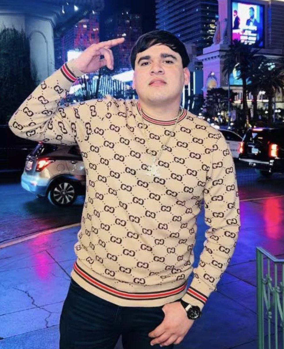 LonchedFlautas's tweet photo. El compositor, cantante, productor mexicano, y uno de los fundadores del sello Rico o Muerto “Chachito” ha hecho una generosa donación de $250,000 a la Fundación ICE 👀

“ICE está ayudando a mantener la seguridad en Estados Unidos y merece financiación completa” https://t.co/6LTjSz81Yi