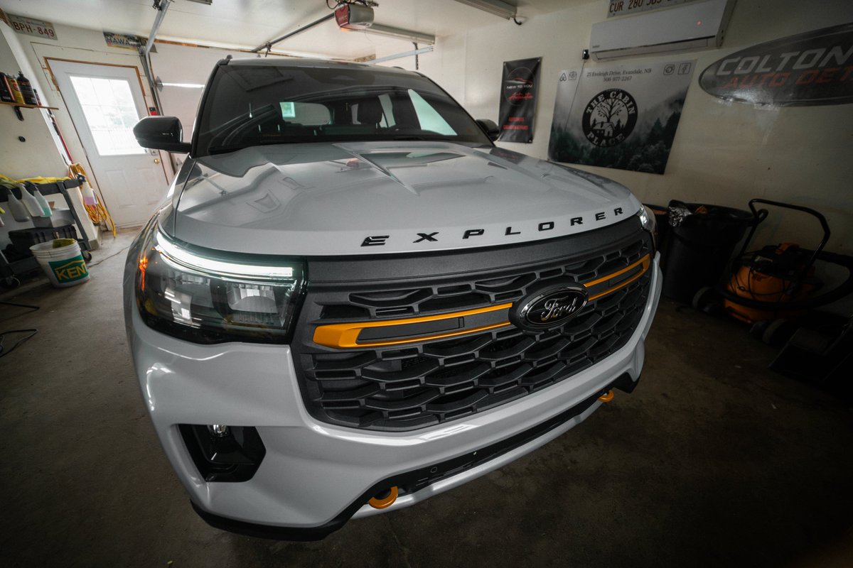 Colton045's tweet photo. 🙏Getting a ceramic coating ASAP is very important for maintaining clear coat and preserving vehicle value. We have a wide range of Ceramic options and upgrades to help ensure everyone can get their vehicle protected the way they see fit🙏
*This Tremor just got 2 coats of 10Y10H on the paint topped with our borophene ceramic coating for in matched protection*
#tremor #ford #saintjohndetailing #saintjohn #saintawesome