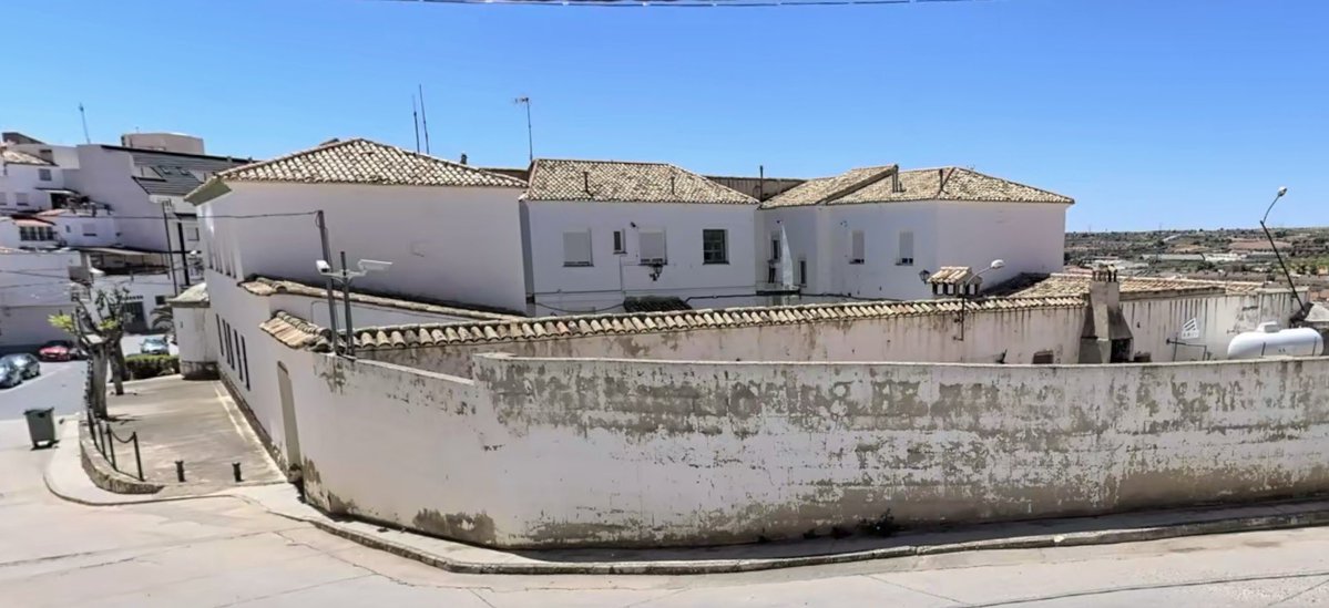 casa_cuartel's tweet photo. #cadadíauncuartel (1676)
Hoy vamos a conocer la #casacuartel de #Minglanilla (Cuenca):

📐 ¿Manuel Sainz de Vicuña García-Prieto?
💶 @guardiacivil 
🗓 ca. 1950
📍 39,53791° N, 1,59419° O
🏘️ Ha llegado a disponer de 9
1/5 https://t.co/FT7J5Klc1i
