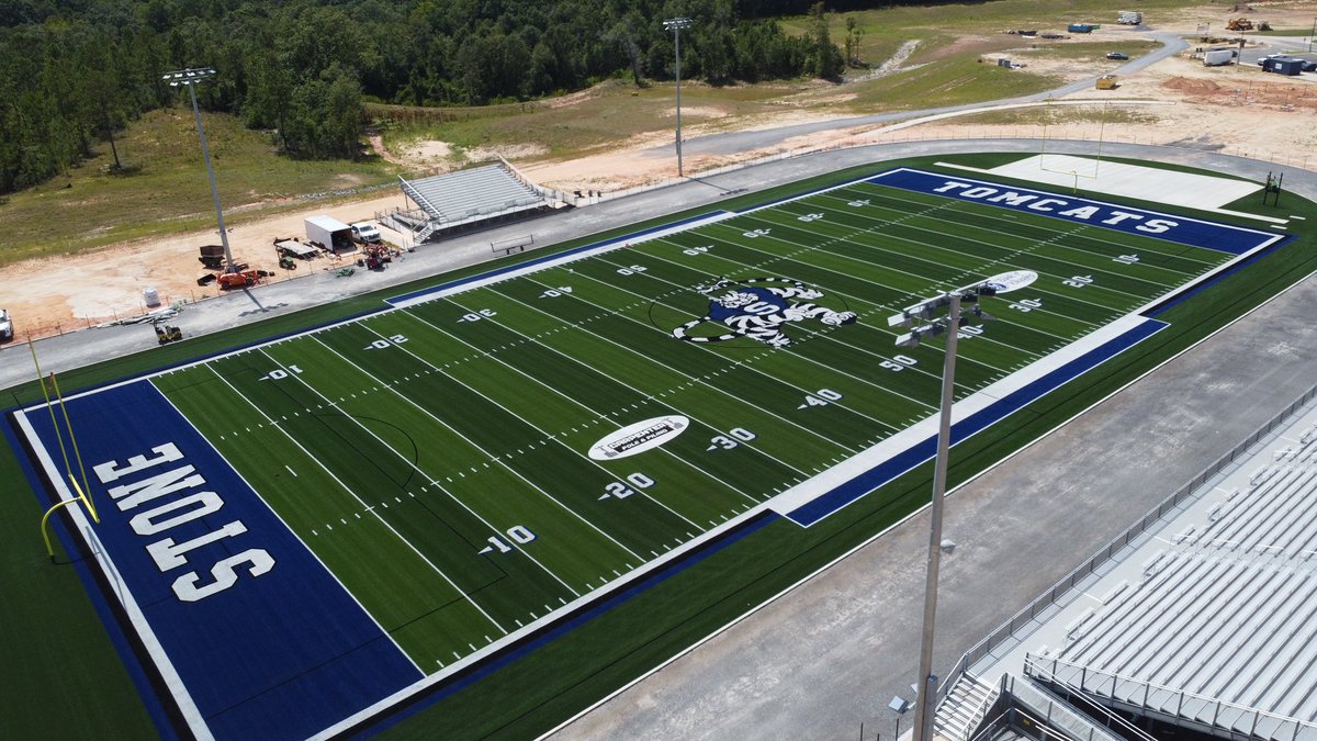 AthSurfacesPlus's tweet photo. Turf ✅ 
Asphalt 🔁 https://t.co/7VSXPZfRZj