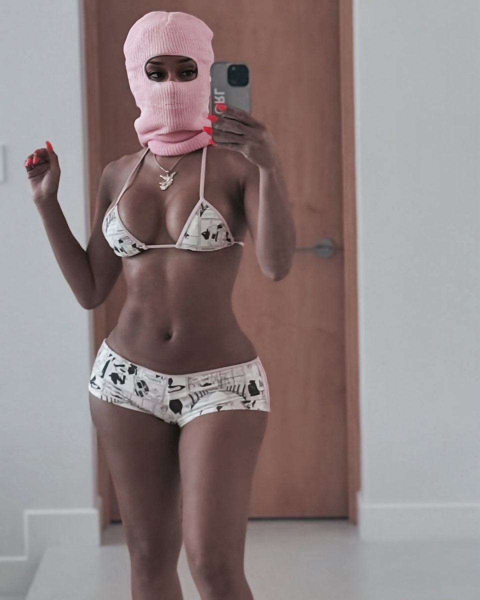 ICYC0UTURE's tweet photo. body built like a dancer. https://t.co/trAe50V6hq