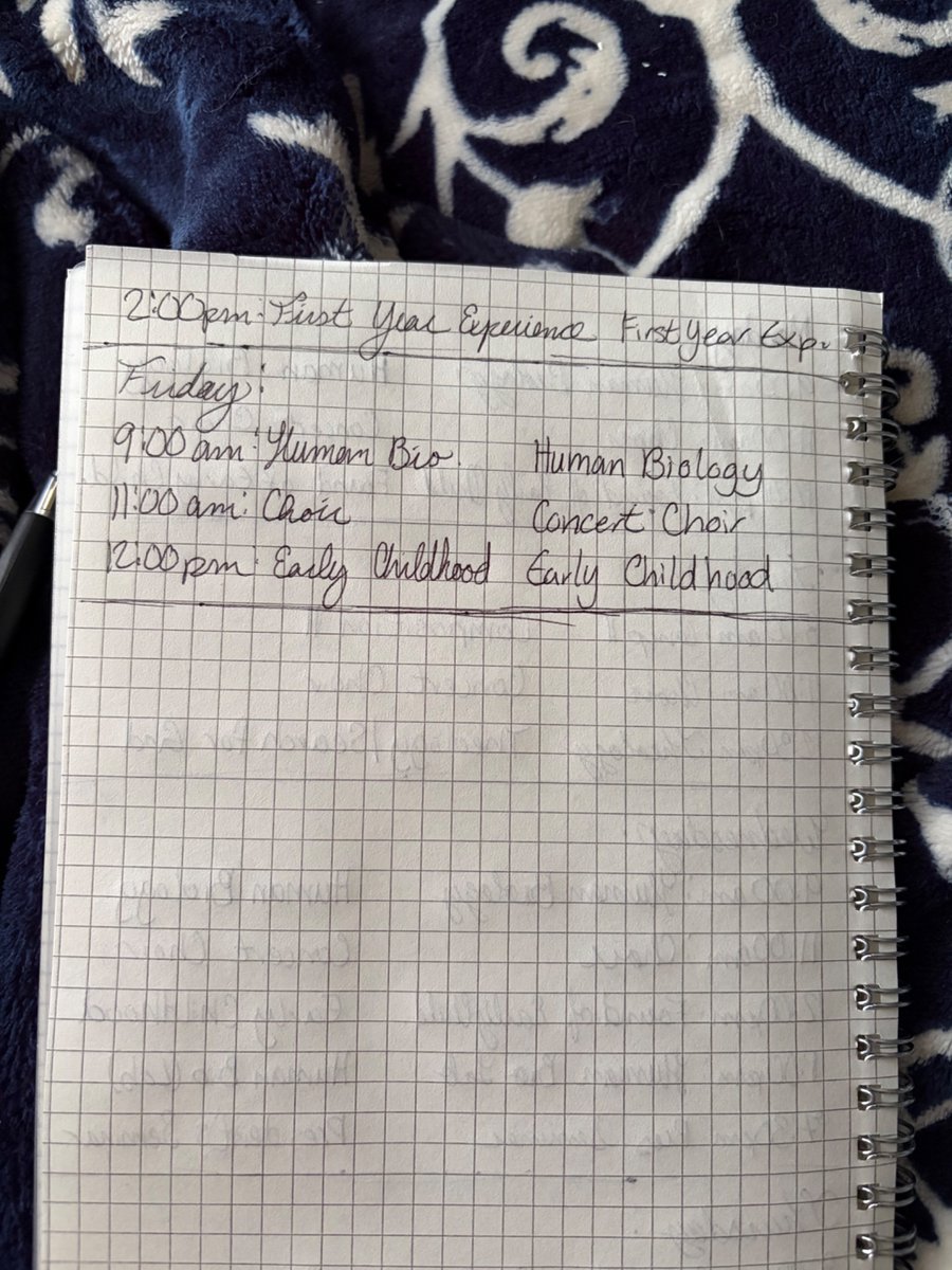 MindsandMother's tweet photo. Guys rate my uni schedule I’m so excited I move in in 3 weeks and 5 days https://t.co/x3c8ikDK7E