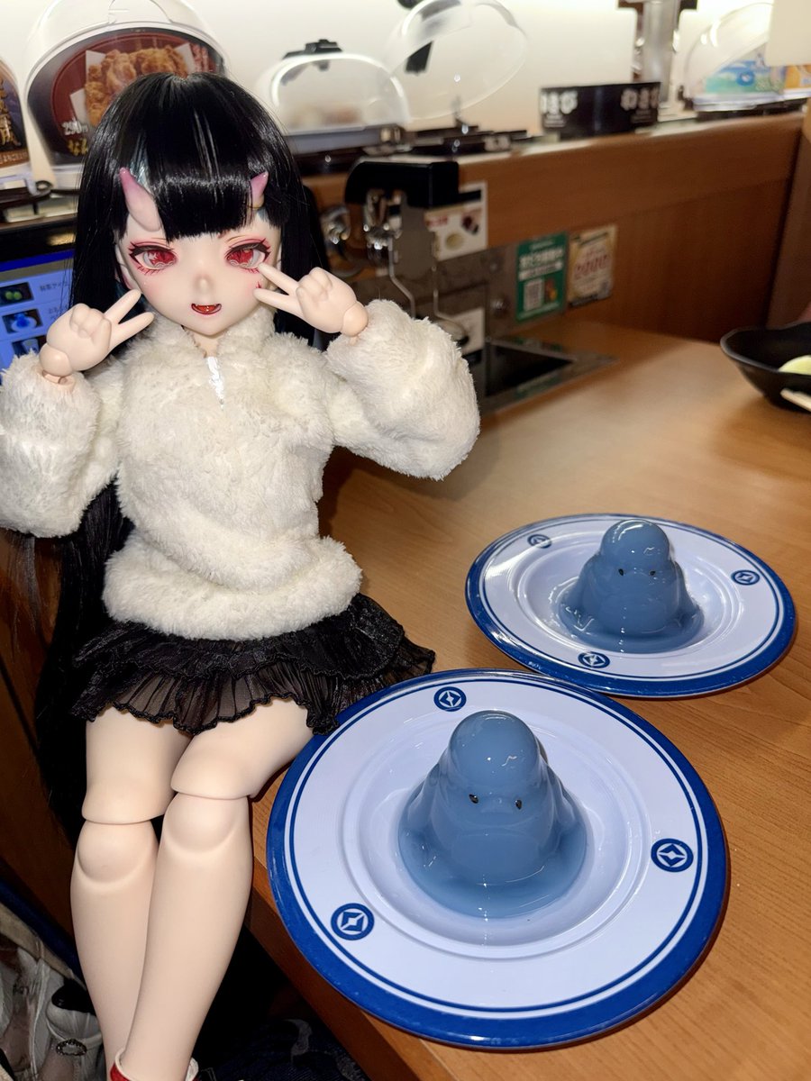 simasima4242's tweet photo. おはようございます
ペンギンプルプルゼリー
#おはドル #きらぼしドール https://t.co/cKRDXgXQN8