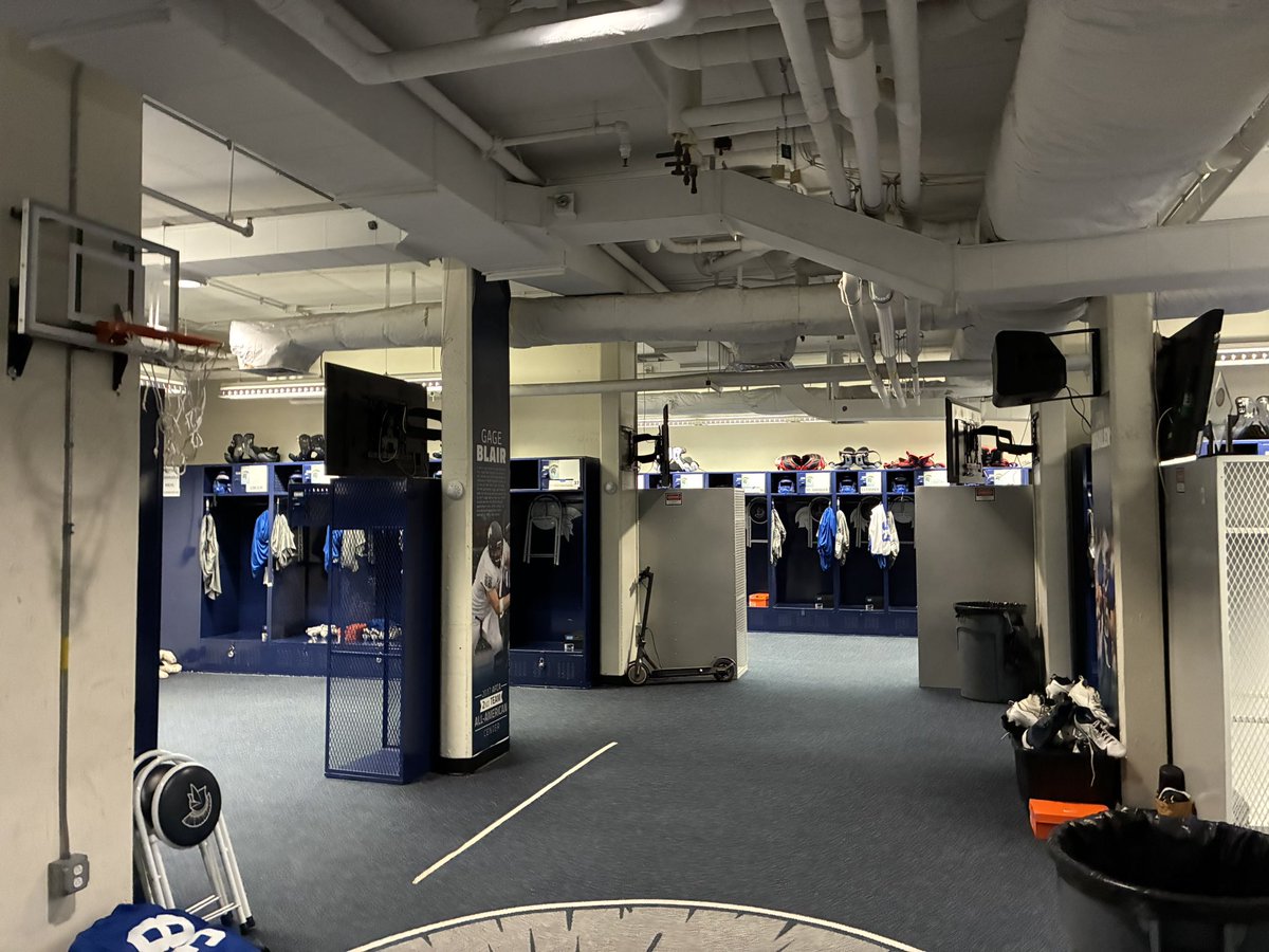 ColinMitchell_'s tweet photo. Had a great visit at Case Western with @CoachSlesh! https://t.co/4jDjTcizD0