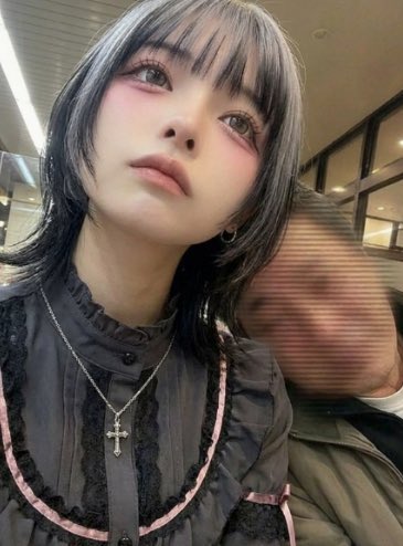 Bebloun's tweet photo. 任何年龄的男人都应该给我跪下🖕 https://t.co/ifnXVLEgJA