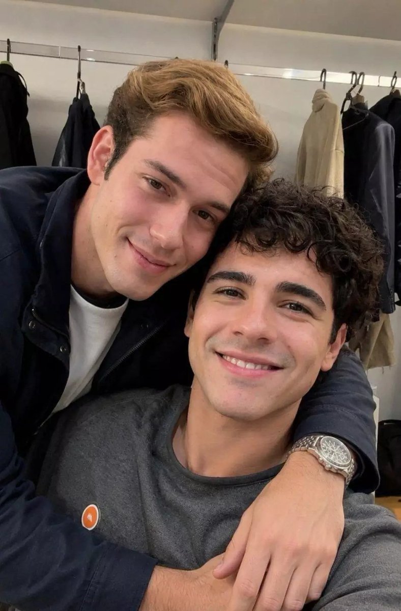 centralreality's tweet photo. MALIPE VIVE! No capítulo de quinta-feira (20), Mau Mau e Felipe irão finalmente se reencontrar na novela #QuemAmaCuida. https://t.co/kGXHBkYNok