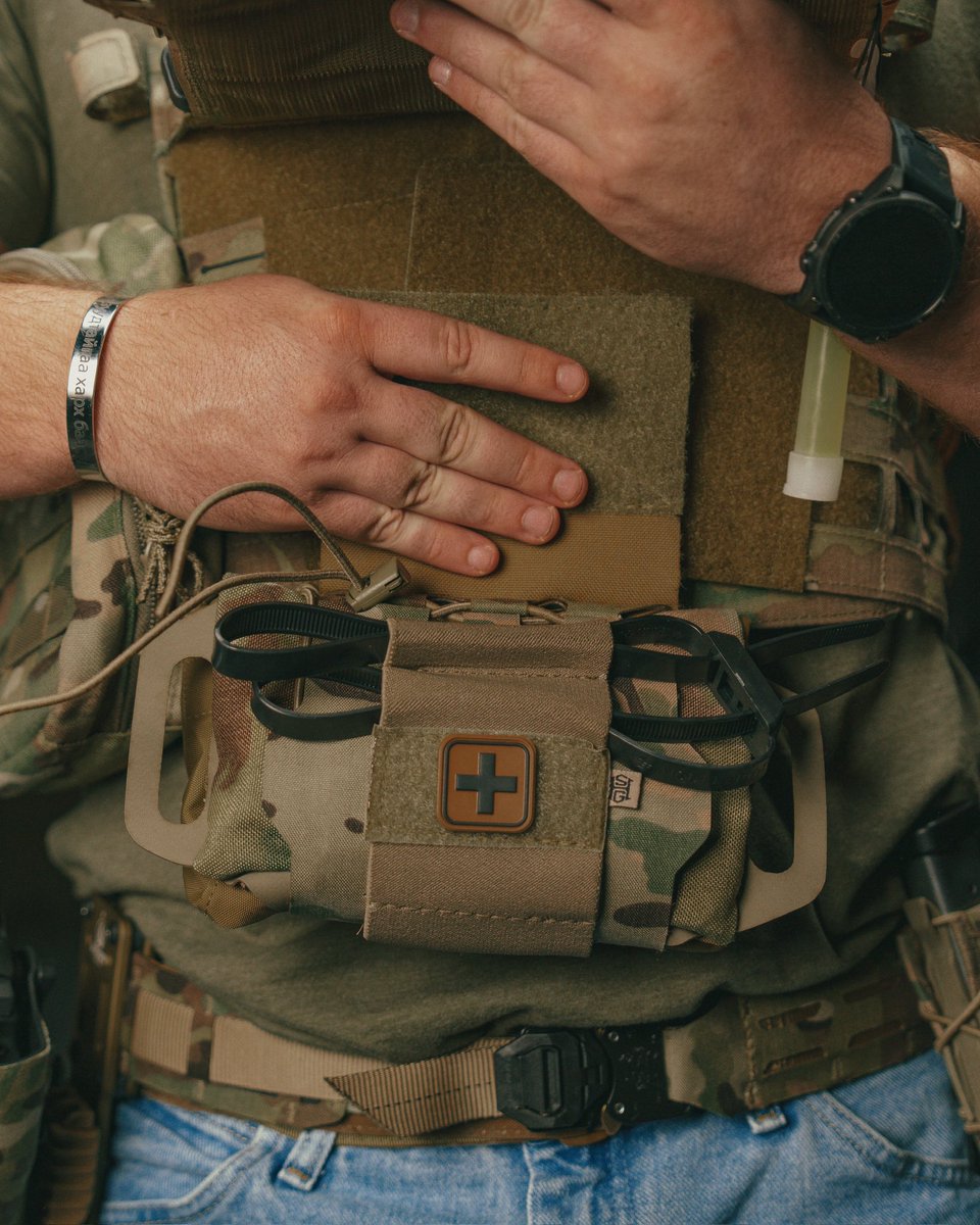 HighSpeedGear's tweet photo. It's a two piece system. . . not that kind of two piece 👀

Med roll and carrier, designed to keep your medical supplies organized and accessible under stress.

Carrier and med roll available together or separately.

Berry Compliant.
Committed to the mission.

#HighSpeedGear https://t.co/AiikcsU4Zr