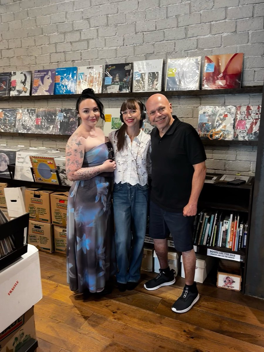 mattpinfield's tweet photo. With my two daughters yesterday at record safari! https://t.co/FDCnT0saMw