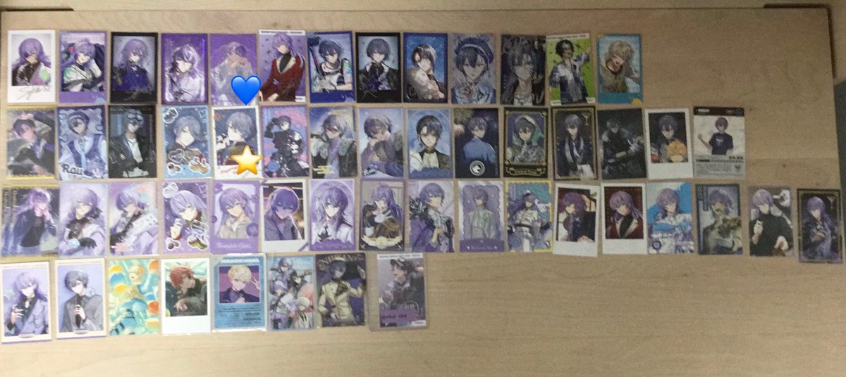lws2x's tweet photo. @rekopi0828 初めまして、検索より失礼いたします。
出先のため画像まとめてで申し訳ございません。
当方画像1、2枚目を所持しているのですが、お写真お借りして画像3枚目⭐️>💙のお品物と交換可能な物はございますでしょうか？
ご検討よろしくお願いします。 https://t.co/8bPJi6pwHC