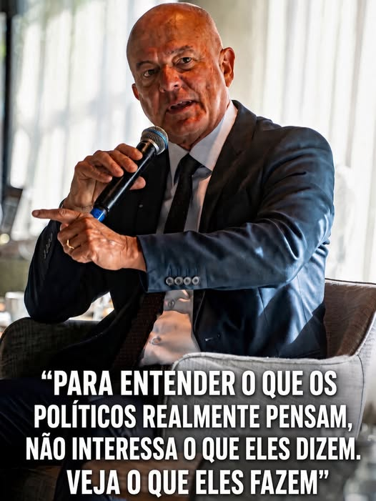 KalangoFertunga's tweet photo. NENHUM POLÍTICO SOCIALISTA PODERIA SER RICO. MAS TODOS OS GRANDES LÍDERES SOCIALISTAS SÃO.
(ROBERTO MOTTA)
@rmotta2 https://t.co/Pxq1aWTal6