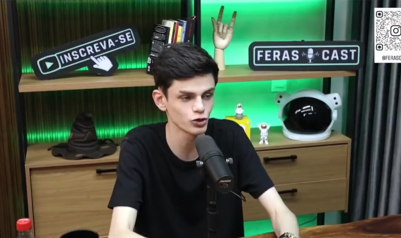 Mario_shitpostB's tweet photo. MANO 😥
Como vou explicar pra Lutador de MMA que o cara da esquerda tem 2 metros de altura e o cara da direita quase morreu de Hemorroida (Perdeu 19 kilos) https://t.co/OorUkSVdQy
