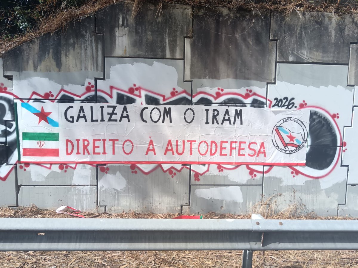 ComiteLourinha's tweet photo. ✌️🚩Agit-prop antifascista e anti-imperialista na Lourinha
👉Frente aos planos guerra mundial do Poder Sionista Global, desde o @ComiteLourinha, expressamos o nosso apoio aos países que integram a Frente Multipolar, que nom se rendem nem se ajoelham.
👉https://t.co/xcWMcnrQhU https://t.co/0aEjDlOcxF