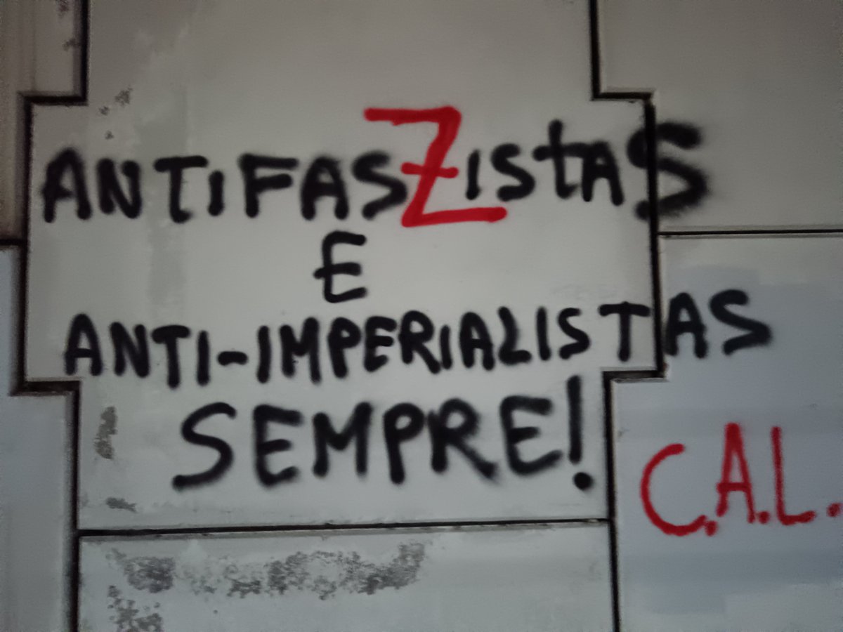 ComiteLourinha's tweet photo. ✌️🚩Agit-prop antifascista e anti-imperialista na Lourinha
👉Frente aos planos guerra mundial do Poder Sionista Global, desde o @ComiteLourinha, expressamos o nosso apoio aos países que integram a Frente Multipolar, que nom se rendem nem se ajoelham.
👉https://t.co/xcWMcnrQhU https://t.co/0aEjDlOcxF