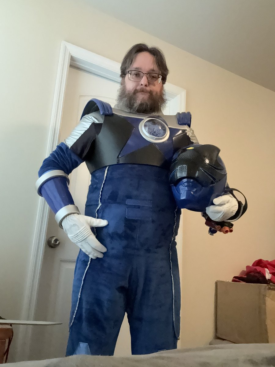 SoddersLiger's tweet photo. Ookami Blue! https://t.co/qBbCaXCwlR