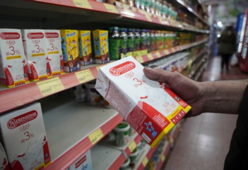 M24digital's tweet photo. El INDEC publicará este jueves la inflación de julio. Las estimaciones privadas anticipan un registro cercano al 2%, después del 1,9% de junio.
https://t.co/EDCMm2Dyra https://t.co/G63Eg7OWxW