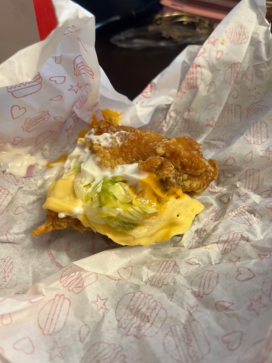switch2311's tweet photo. @ownlycares @rapidoapp_ 
you guys need to pay some serious attention to chat support

few days ago i ordered a burger and some wings and to my utter disbelief, i received straight up RAW chicken and the tiniest burger ive ever seen in my life. https://t.co/UQ00Oib2mX