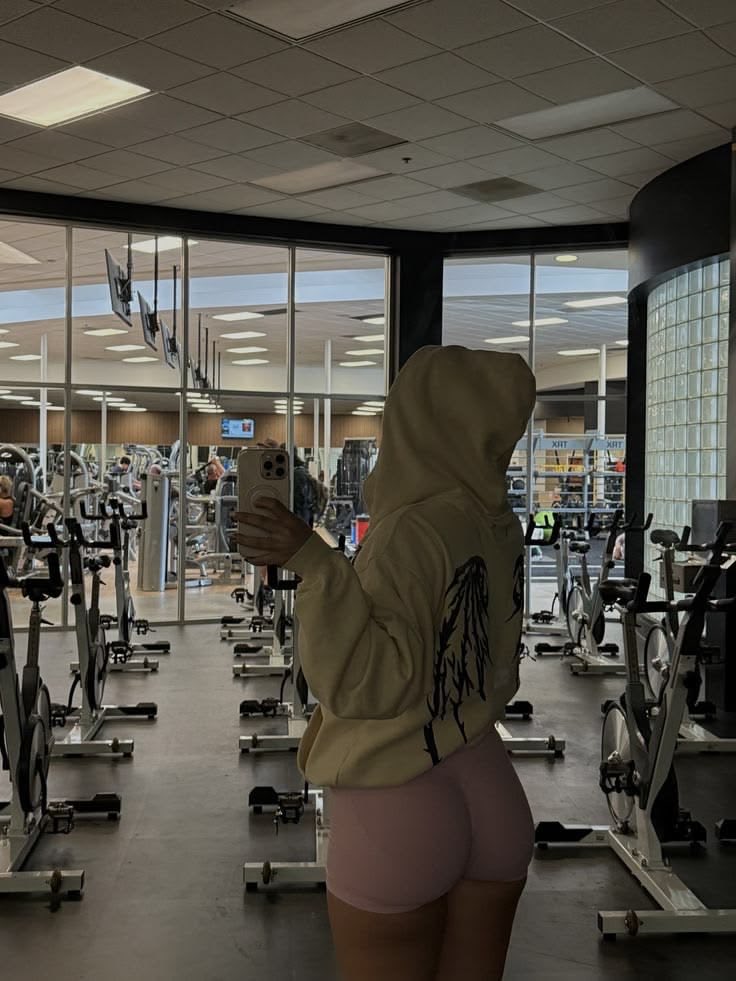 Princessmia7787's tweet photo. love my new gym shorts 🩷 #spoiled https://t.co/1YxTIaI87m