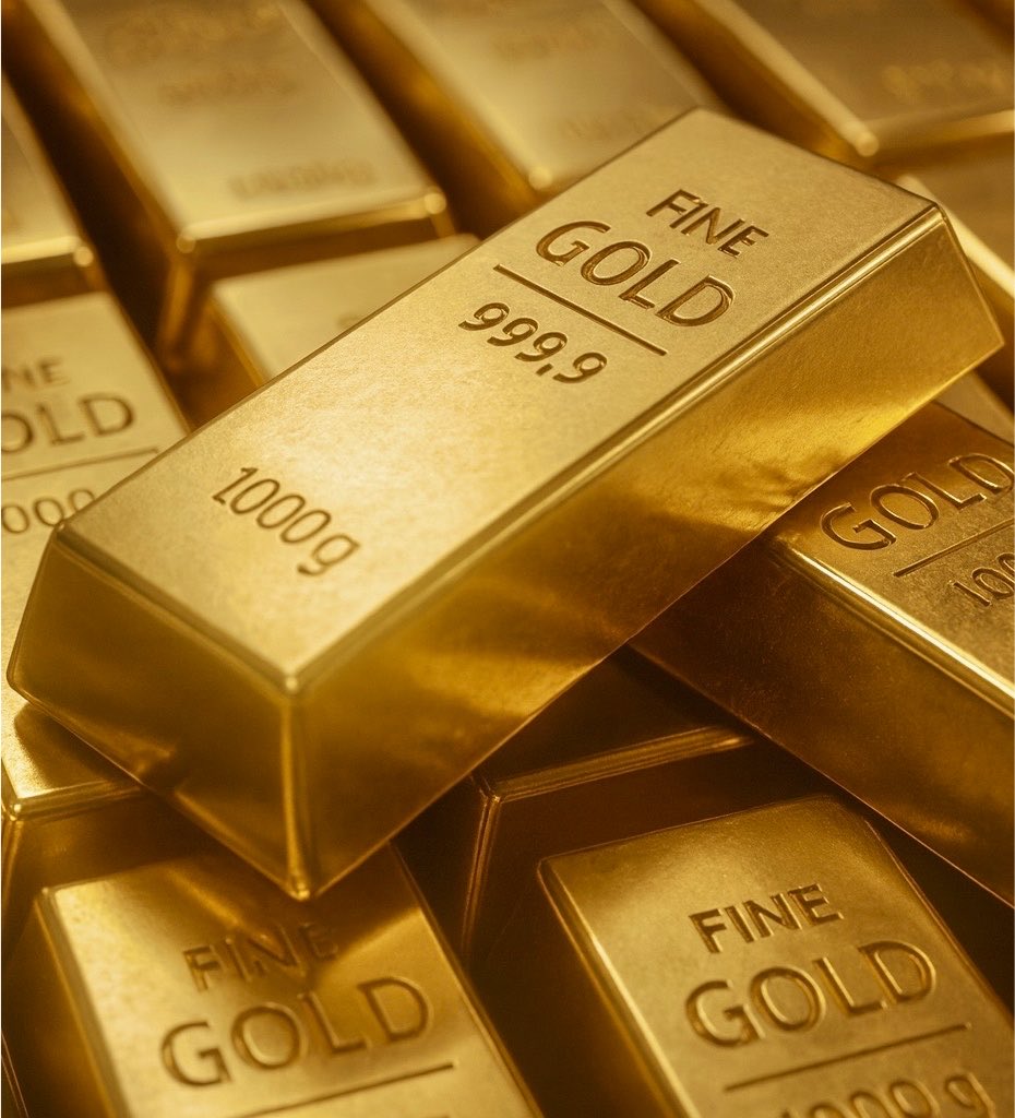 WatcherGuru's tweet photo. JUST IN: Gold reclaims $4,400 https://t.co/pu6MlLKYWL