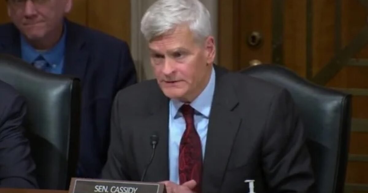 gatewaypundit's tweet photo. RINO Sen. Bill Cassidy Melts Down Over Trump Vaccine Overhaul — Whines President Has ‘No Expertise’ to Make Changes
Link in the comments. https://t.co/r3E9Z5gbrB