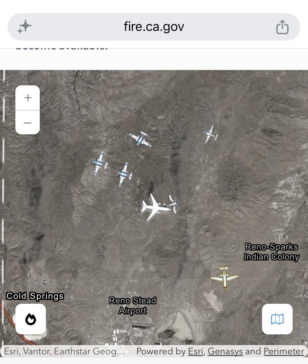 websparx's tweet photo. Just a glimpse of the air resources currently attacking the #FredMountainFire! https://t.co/IfbS6QG4zS