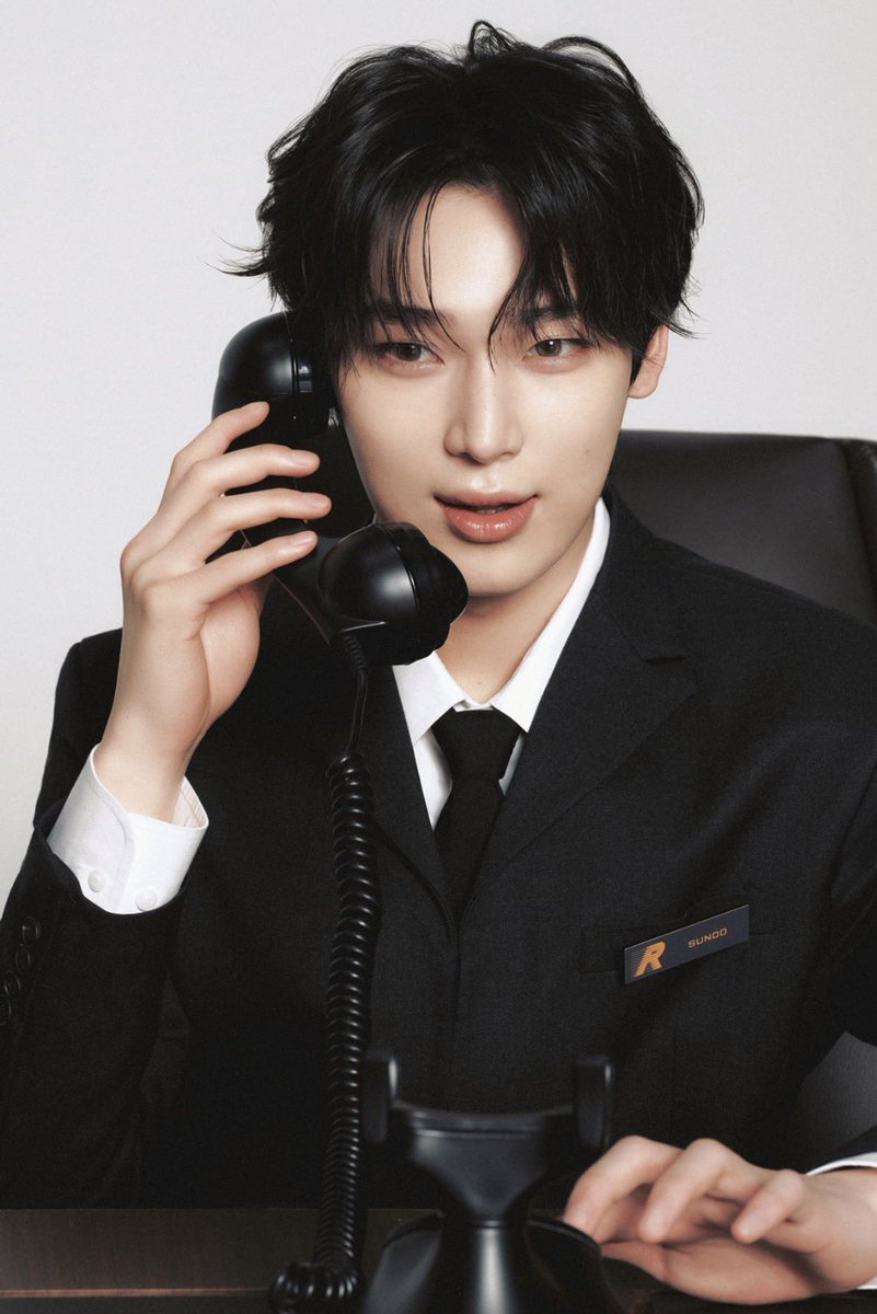 tthunsamakawaii's tweet photo. 지금까지뜬사진들보는데진짜느낌다다르고컨셉하나하나소화를너무너무잘하는것같움……. https://t.co/7GqzOhZD1a