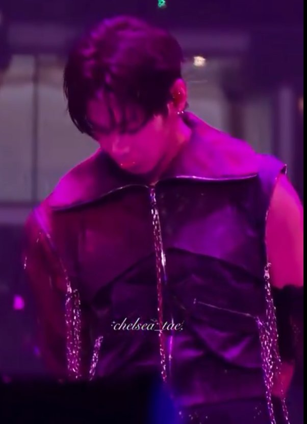 lvthvkook's tweet photo. noo give this pouty baby whatever he wants🩰... https://t.co/siOFRPdSjz