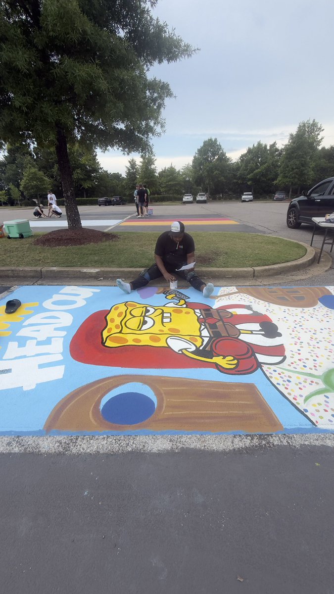 JrocJarvis's tweet photo. Painted a SpongeBob theme parking spot for my client. 🎨🧽🫧🪼🍍🔥 https://t.co/uvMMKsTj1X