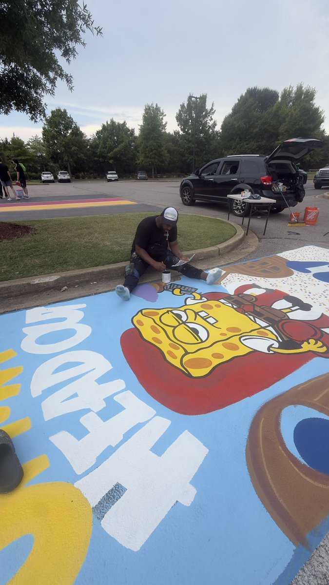 JrocJarvis's tweet photo. Painted a SpongeBob theme parking spot for my client. 🎨🧽🫧🪼🍍🔥 https://t.co/uvMMKsTj1X