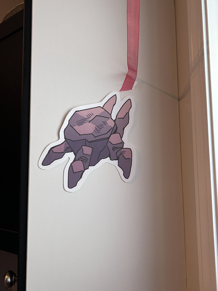 CaS_after_hours's tweet photo. we also convinced a vendor to sell us their booth display,, so we have Grocky Red String of Fate in our kitchen now, https://t.co/GmMhudgWxZ